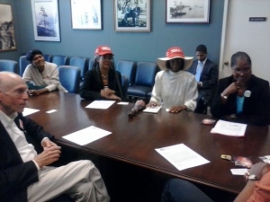 PDA members and DC statehood activists speak with an administrative aid in Rep. Ron Wyden (D-Oregon) office on Aug. 21.
